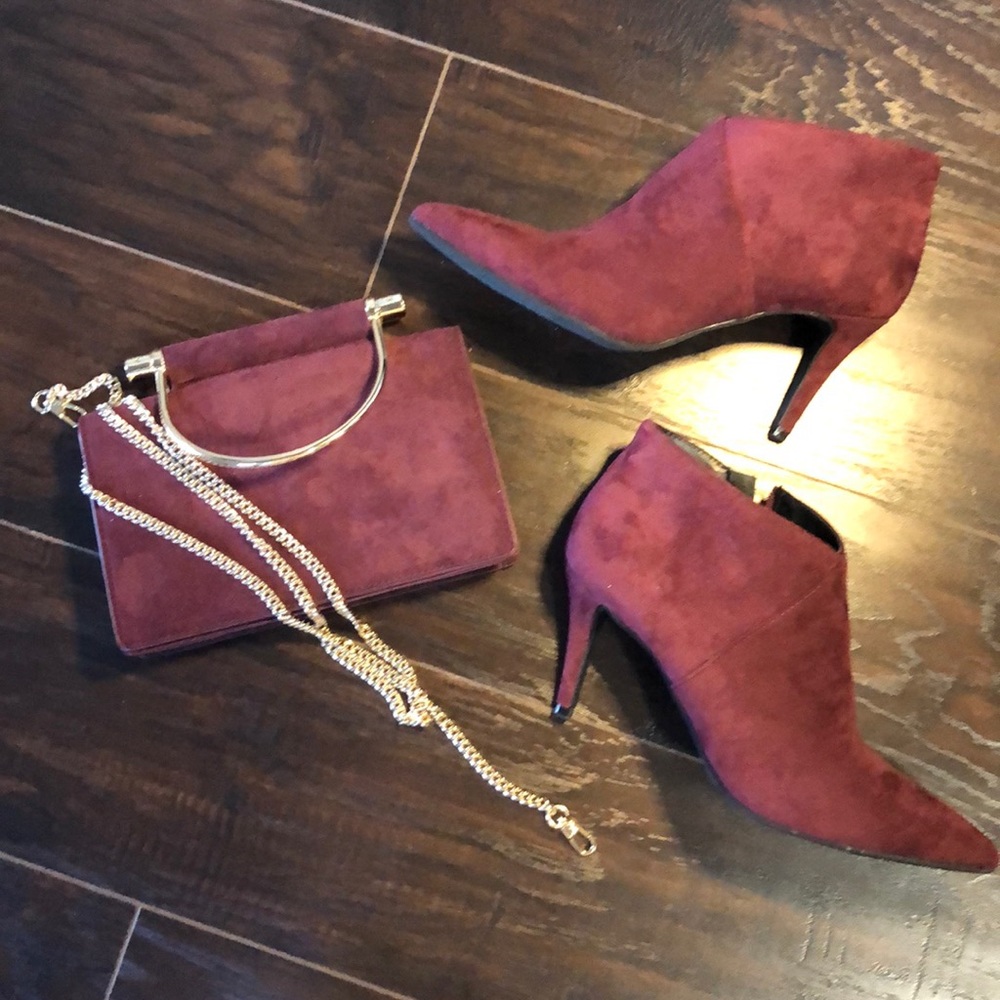 Super sweet suede clutch from Le Chateau